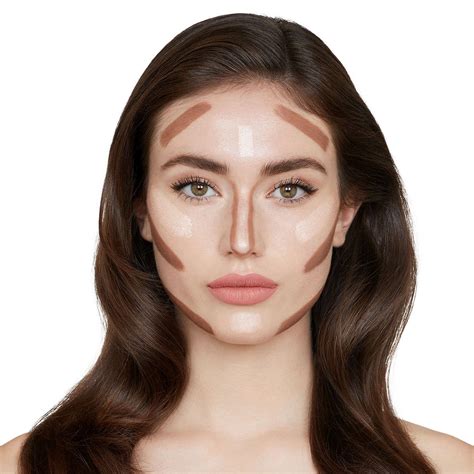Create stunning dimensional looks with the help of a contouring magic wand